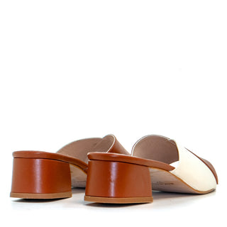 SANDALIA ZUECO GLENDALE  EN PIEL NAPA CUERO/BEIGE