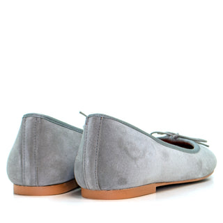 BAILARINA MARIANELA SERRAJE GRIS